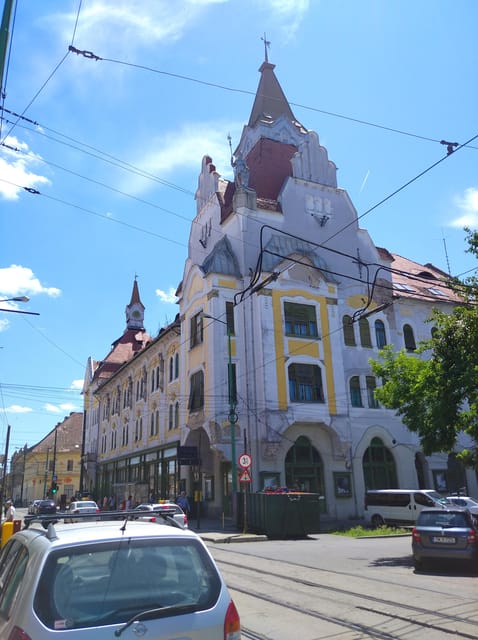Timisoara: Dream Tour in Fabric Neighborhood - Cancellation Policy