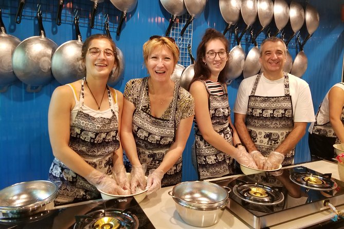 Tingly Thai Cooking Class With Morning Market Tour - Meeting Point and Transportation