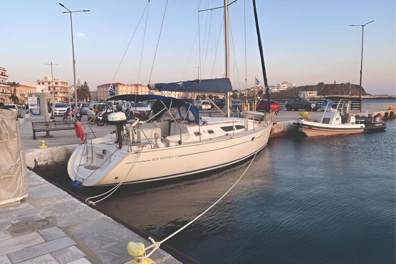 Tinos Sunset Cruise With Meal and Drinks - Key Points