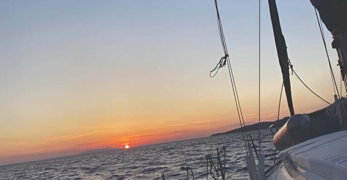 Tinos Sunset Cruise With Meal and Drinks - Booking and Cancellation Policy