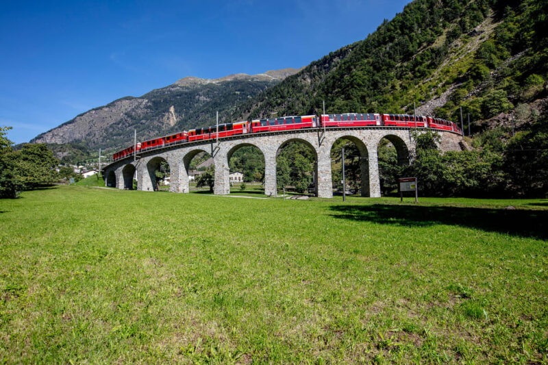 Tirano: Bernina Express One-Way Train Ticket To/From Chur - Border Crossing Requirements