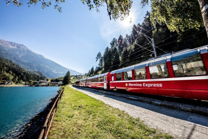 Tirano: Bernina Express One-Way Train Ticket To/From Chur - Accessibility and Pet Policy