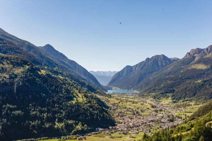 Tirano to St. Moritz: Bernina Red Train Return Day-Ticket - Scenic Route Highlights