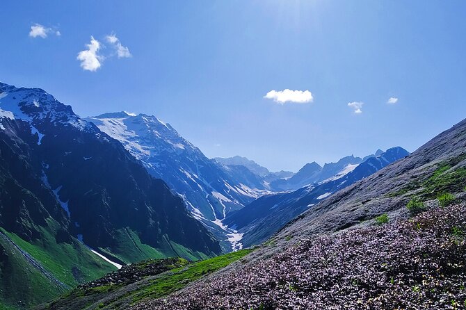 Tirath Expedition: Trek to the Tirath Hans Kund & Saketi Top(4280m) - Trekking Highlights