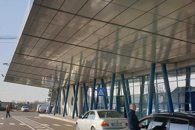 Tirgu Mures Airport Private Transfer - Flight Monitoring and Assistance