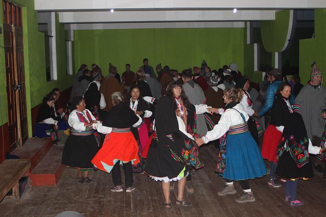 Titicaca With Homestay at Amantani 2 Days 1 Night - Visiting the Floating Uros Islands