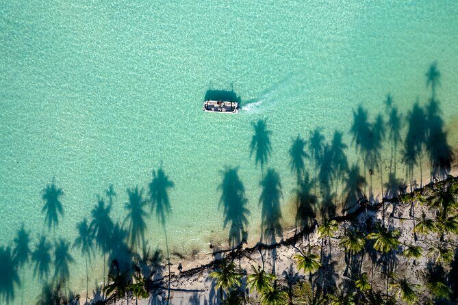 Toa Boat Bora Bora Private Lagoon tour with Lunch On Majestic Pontoon Boat - FAQs