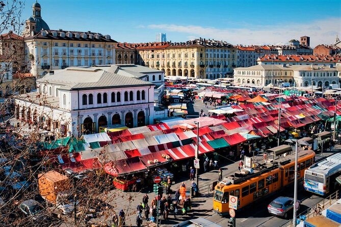 TODAYS Turins Art, Society and Market in a Square! - Unique Shopping Opportunities