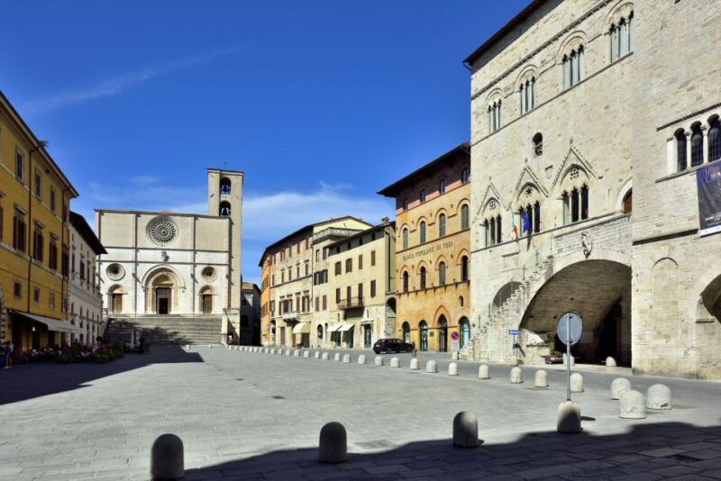 Todi: Old Town Guided Walking Tour - Overview of the Todi Walking Tour