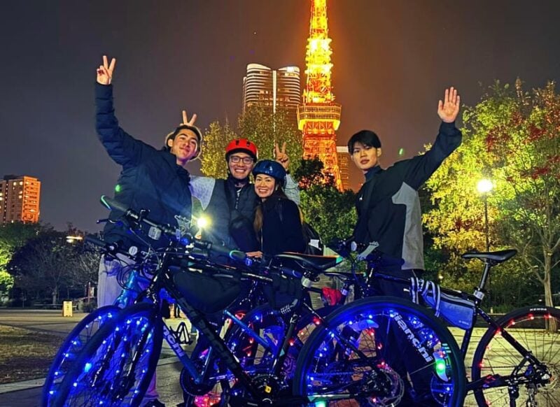 Tokyo: 2-Hour Night Bike Tour of the Citys Hidden Gems - Navigating the Vibrant Streets