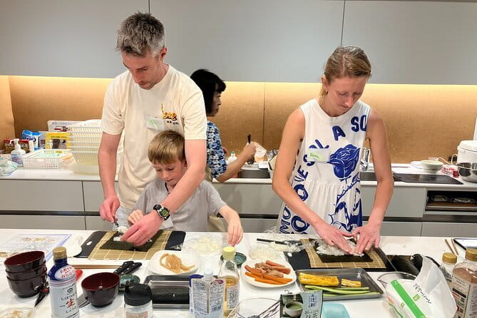 Tokyo 7hr Private Guided Tour & Sushi Roll Making Experience - Customizable Tour Options