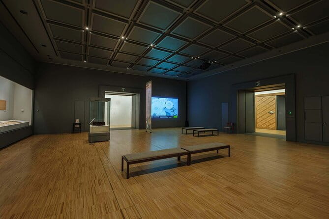 Tokyo Art Culture Tour in Sannomaru Shozokan Museum - Highlights of the Tour