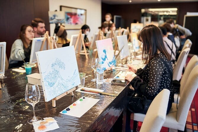 Tokyo Art Culture Tour in Sannomaru Shozokan Museum - Guided Tour Experience