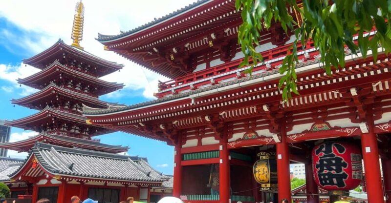 Tokyo: Asakusa and Sensoji Walking Tour With Local Guide - Key Points