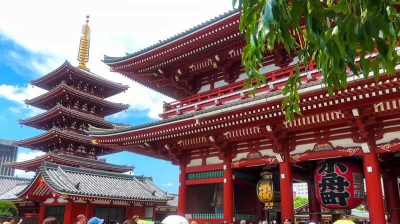 Tokyo: Asakusa and Sensoji Walking Tour With Local Guide - Sensoji Temple Highlights