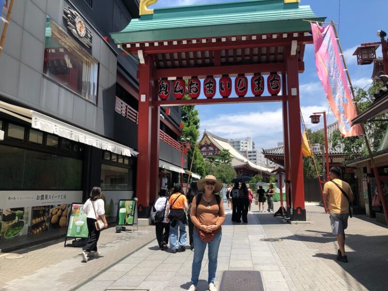 Tokyo Asakusa Best Omakase A5 Wagyu Private Dinning Tour - Sanrio Gift Gate Asakusa Tour