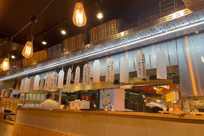 Tokyo: Asakusa Japanese Izakaya Bar Hopping Tour - Key Points