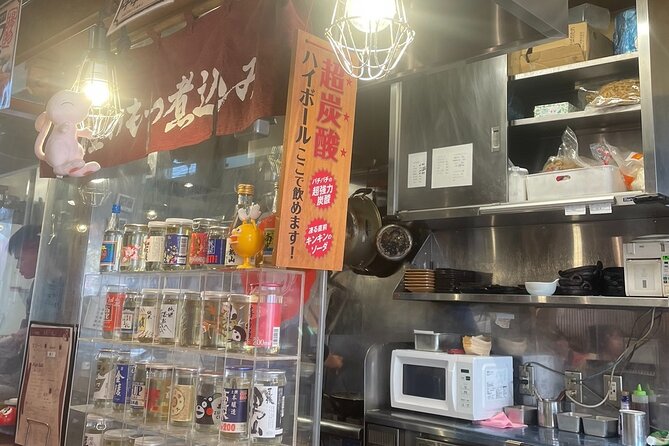 Tokyo: Asakusa Japanese Izakaya Bar Hopping Tour - Experiencing the Second Izakaya Bar