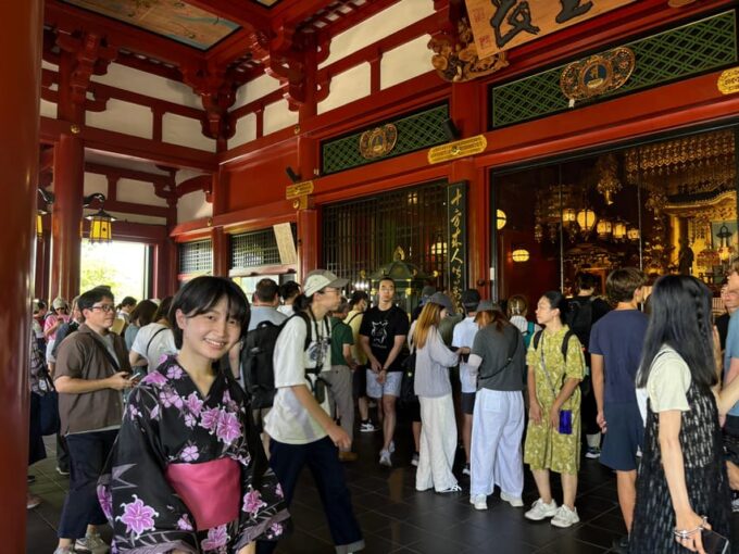 Tokyo: Asakusa Private Tour With Street Food Tasting - Accessibility and Recommendations