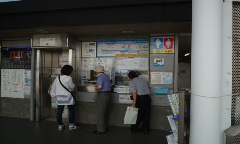Tokyo: Asakusa to Odaiba Mizube Line River Cruise - Audio Guide and Group Size