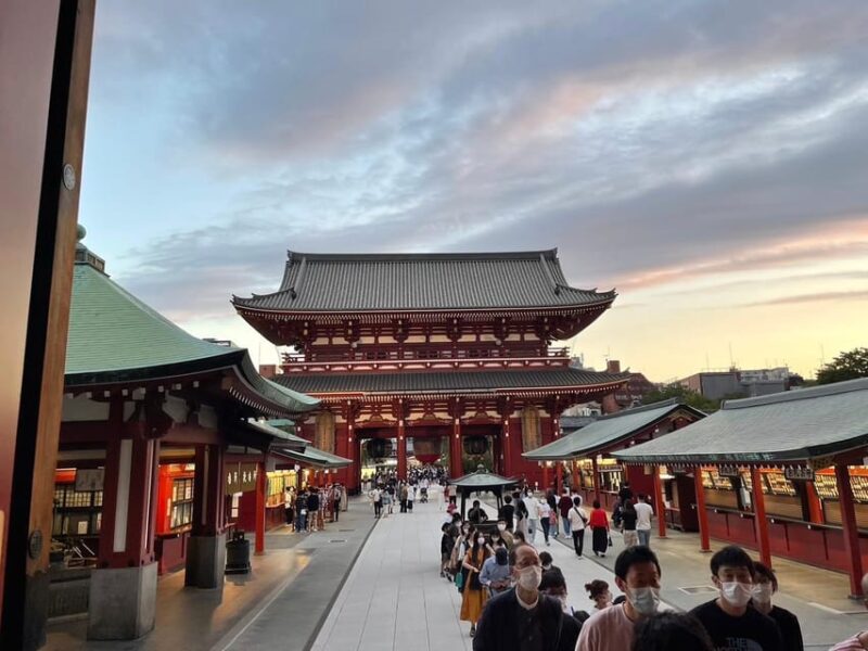 Tokyo: Asakusa Waiking Tour With University Students - Key Points