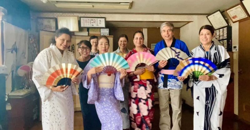 Tokyo: Authentic Japanese Dance Class, Kimono & Souvenirs - Donning the Traditional Japanese Kimono
