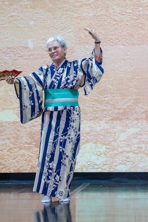 Tokyo: Authentic Japanese Dance Experience by Professionals - Booking and Pricing Details