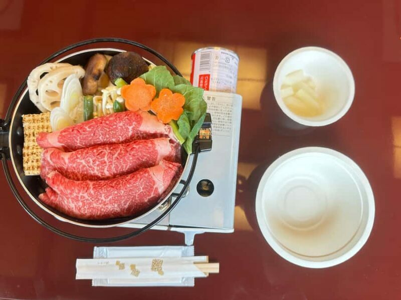 Tokyo Bay: Cruise with Japan Show & Sukiyaki/Tokyo Tower - Exploring Tokyo Bay: A Unique Dinner Cruise with Culture and Views