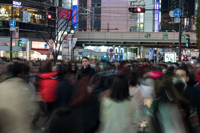 Tokyo by Night Photography Tour - Capturing the Nightlife Atmosphere