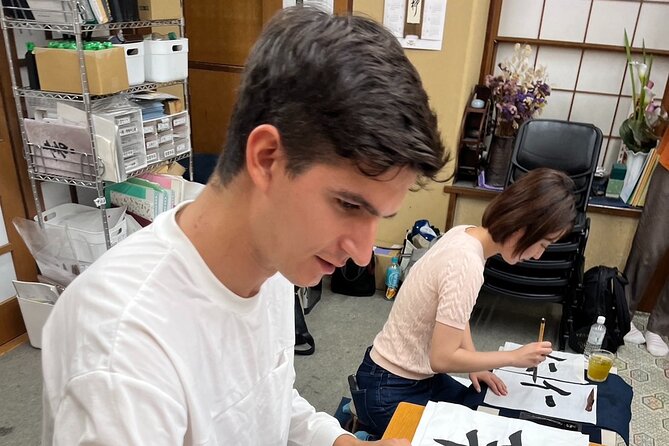Tokyo Calligraphy Experience Japanese Treats With Green Tea - Understanding the Accessibility Options