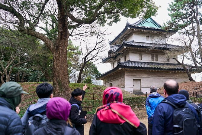Tokyo Castle & Imperial Palace , Historical Walking Tour - Meeting Information