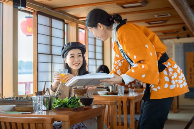 Tokyo: Dinner Cruise & Show Cherry Blossom Season Exclusive - Frequently Asked Questions