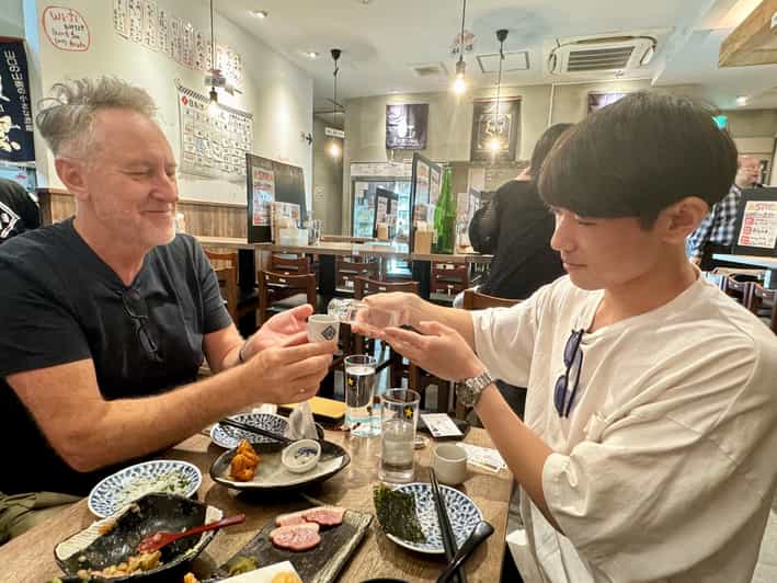 Tokyo : Enjoy Japanese Izakaya Culture With Young People - Local Guide Introductions