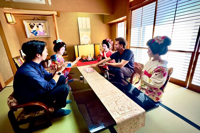 Tokyo Geisha Experience and Sake Drinking Tour - Meeting and Pickup