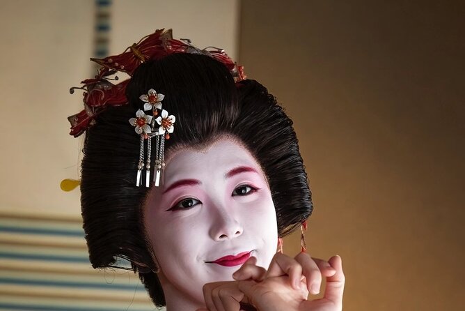 Tokyo Geisha Experience and Sake Drinking Tour - Geisha Experience