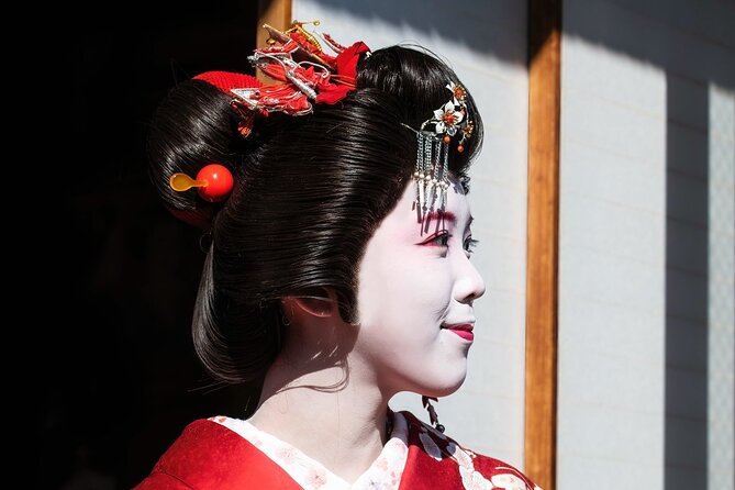 Tokyo Geisha Experience and Sake Drinking Tour - Cultural Immersion
