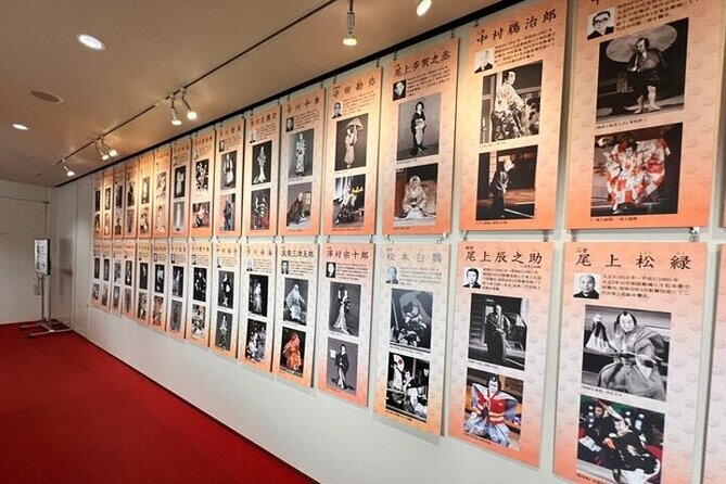 Tokyo Guided Tour of Japanese Traditional Performance Art Kabuki - Kabuki Tickets and Seating Arrangements
