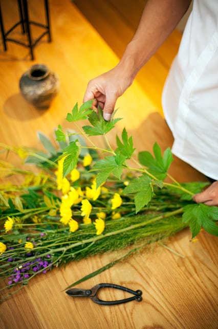 Tokyo: Ikebana Workshop at Ginza - Key Points