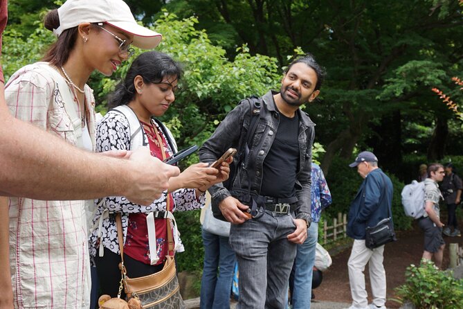 Tokyo: Imperial Palace Shogun Historical Walking Tour - Enhancing the Tour Experience