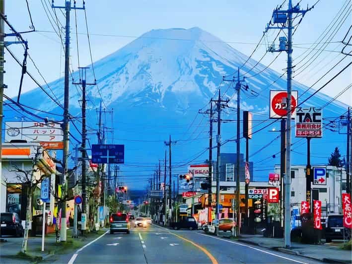 Tokyo: Instagram-Worthy Mt Fuji & Lake Kawaguchiko Day Trip - Arakurayama Sengen Park and Chureito Pagoda