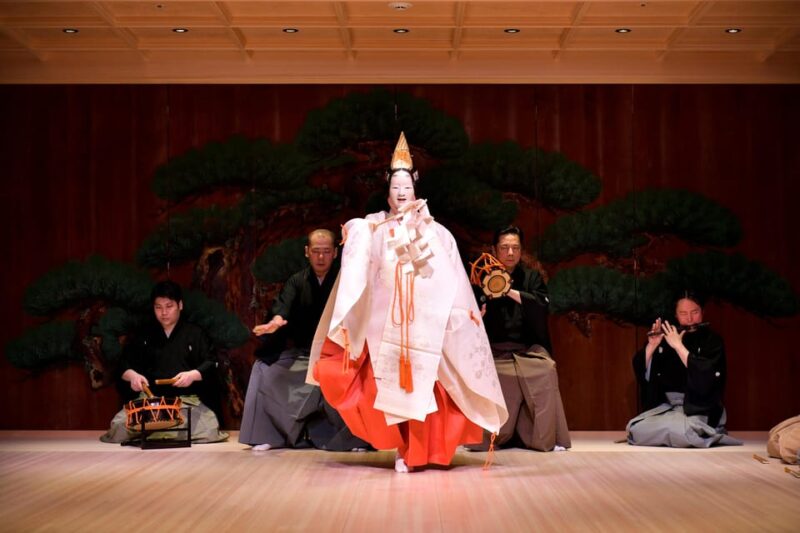 Tokyo: Japanese Traditional Performing Arts Show With Dinner - Dining Experience