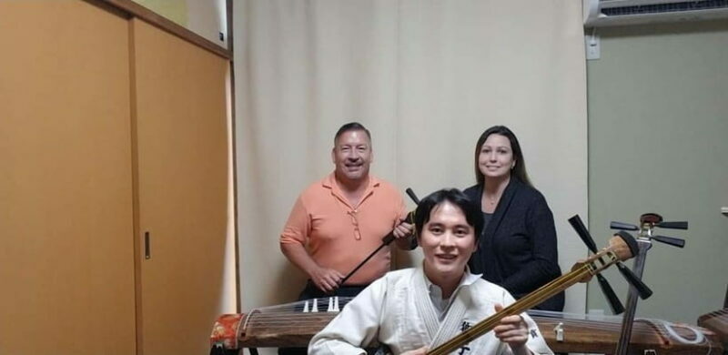 Tokyo: Learn to play traditonal songs on Tsugaru Shamisen - What is a Tsugaru Shamisen?