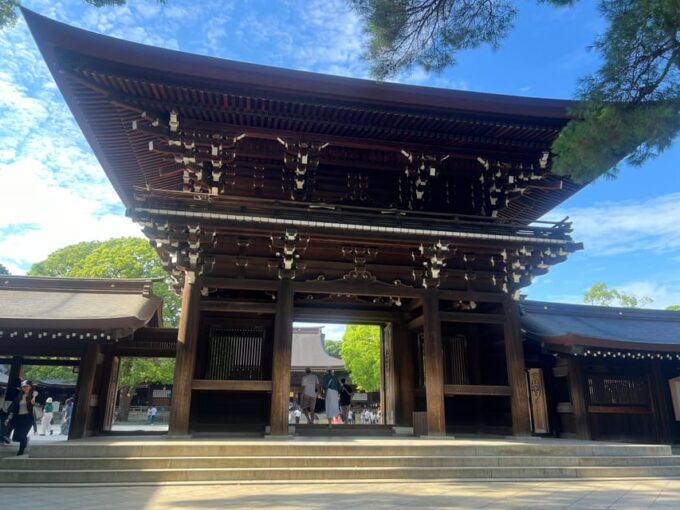 Tokyo: Meiji Jingu Shrine Historical Walking Tour - Getting to the Starting Point