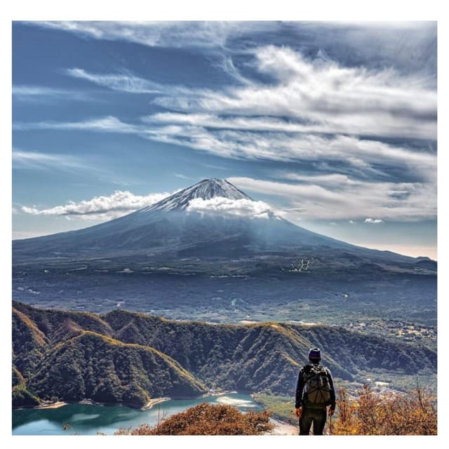 Tokyo: Mount Fuji & 5 Lakes Private Day Tour In Luxury Prado - Exploring Mount Fuji