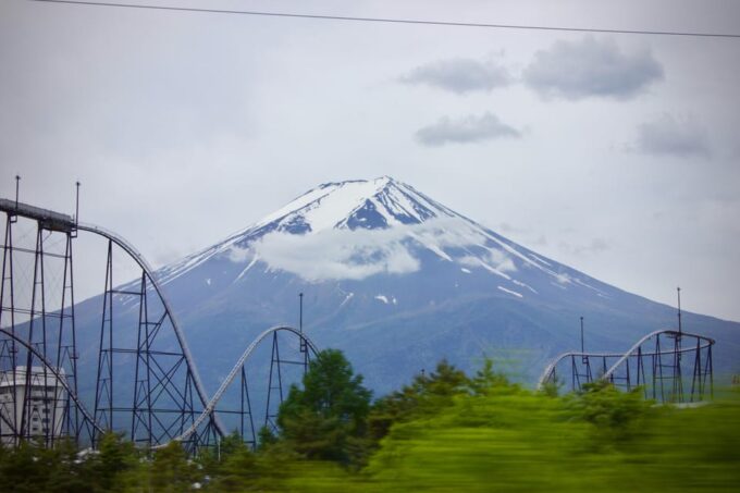 Tokyo: Mt. Fuji Day Trip for Couples With Pick&Drop Service - Mount Fuji 5th Station Activities