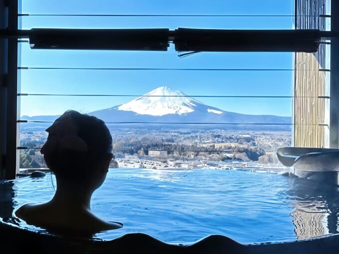 Tokyo: Mt Fuji Lake Kawaguchi & Yamanaka Hot Spring Day Tour - Group Size and Languages