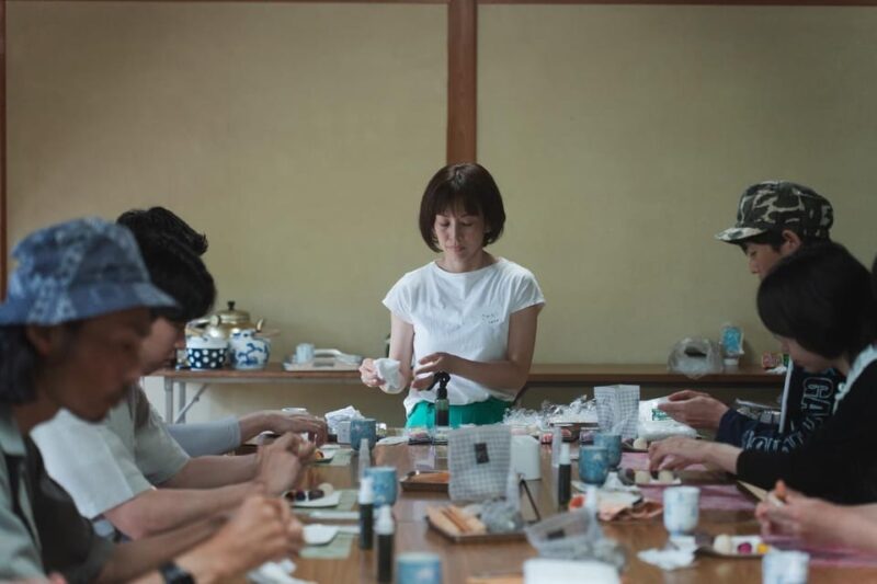 Tokyo: Mt. Fuji Wagashi and Tea Tasting Tour in Japanese Garden - Key Points