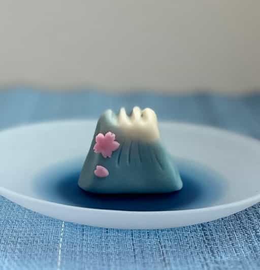 Tokyo: Mt. Fuji Wagashi & Tea Trial Tour in Japanese Garden - Tour Duration and Pricing