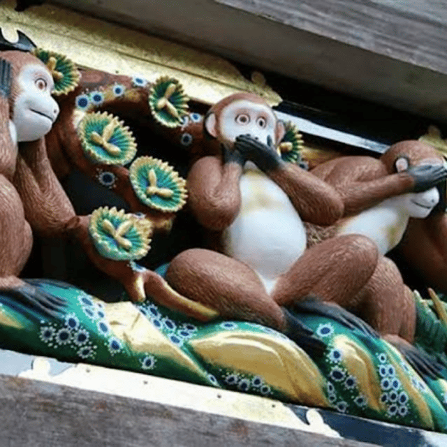 Tokyo: Nikko Unesco World Heritage Unmissable Private Tour - Crossing the Shinkyo Bridge