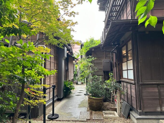 Tokyo Old Traditional Town~Yanaka Food & Cultural Tour - Frequently Asked Questions